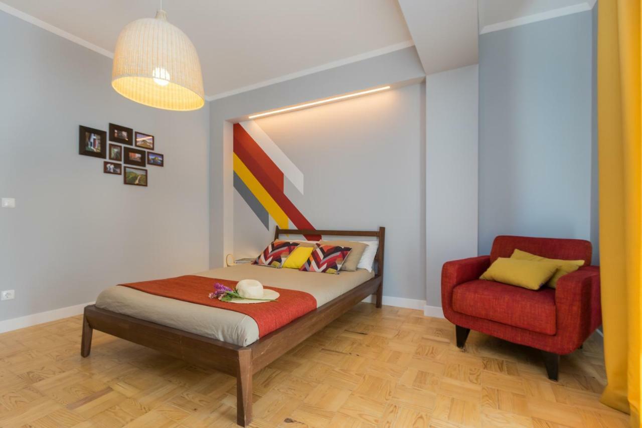 Lisbon Airport Hostel Екстер'єр фото